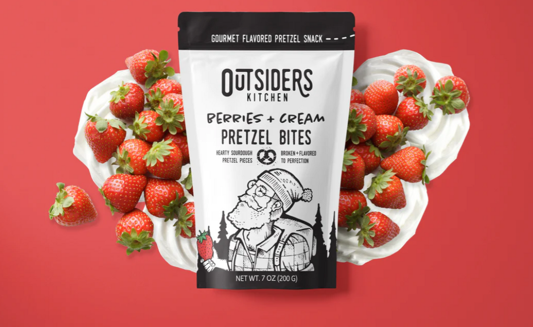 Outsiders Berries & Cream Pretzles