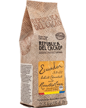 Load image into Gallery viewer, Republica de Cacao White Chocolate w/ Roasted Corn 33% Discs
