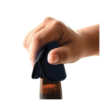 Load image into Gallery viewer, Silicone Pinch Grips Red/Black
