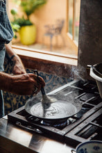 Load image into Gallery viewer, Crepe Pan Steel 9-1/2in
