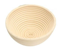 Load image into Gallery viewer, Banneton Basket Round 11&quot; / 2000 grams
