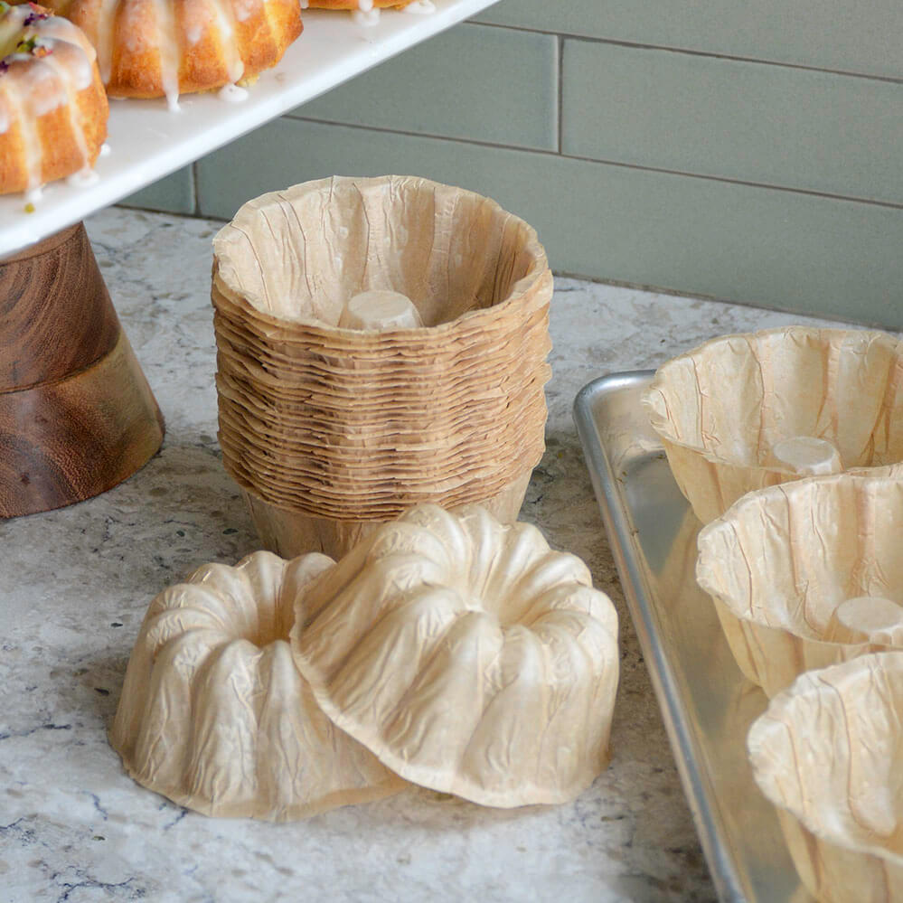 Mini Disposable Bundt Mold, 3-1/32