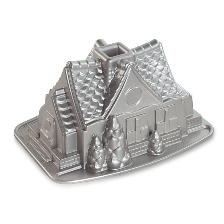 Gingerbread House Bundt Pan