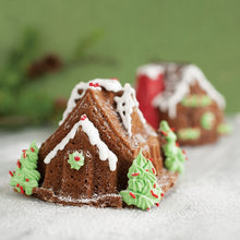 Load image into Gallery viewer, Gingerbread House Duet Pan
