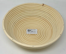 Load image into Gallery viewer, Banneton Basket Round 10.5&quot;
