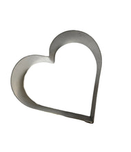Load image into Gallery viewer, Cake Ring 5x2 Heart
