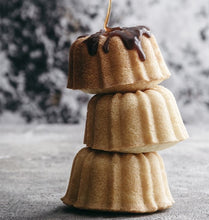Load image into Gallery viewer, Mini Bundt Pan 6cnt
