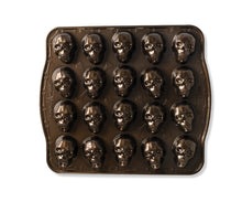 Load image into Gallery viewer, Skull Bites Cakelet Pan
