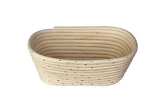 Load image into Gallery viewer, Banneton Oval 10&quot; x 7&quot;
