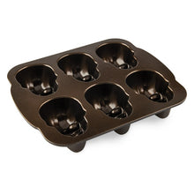 Load image into Gallery viewer, Haunted Skull Cakelet Pan
